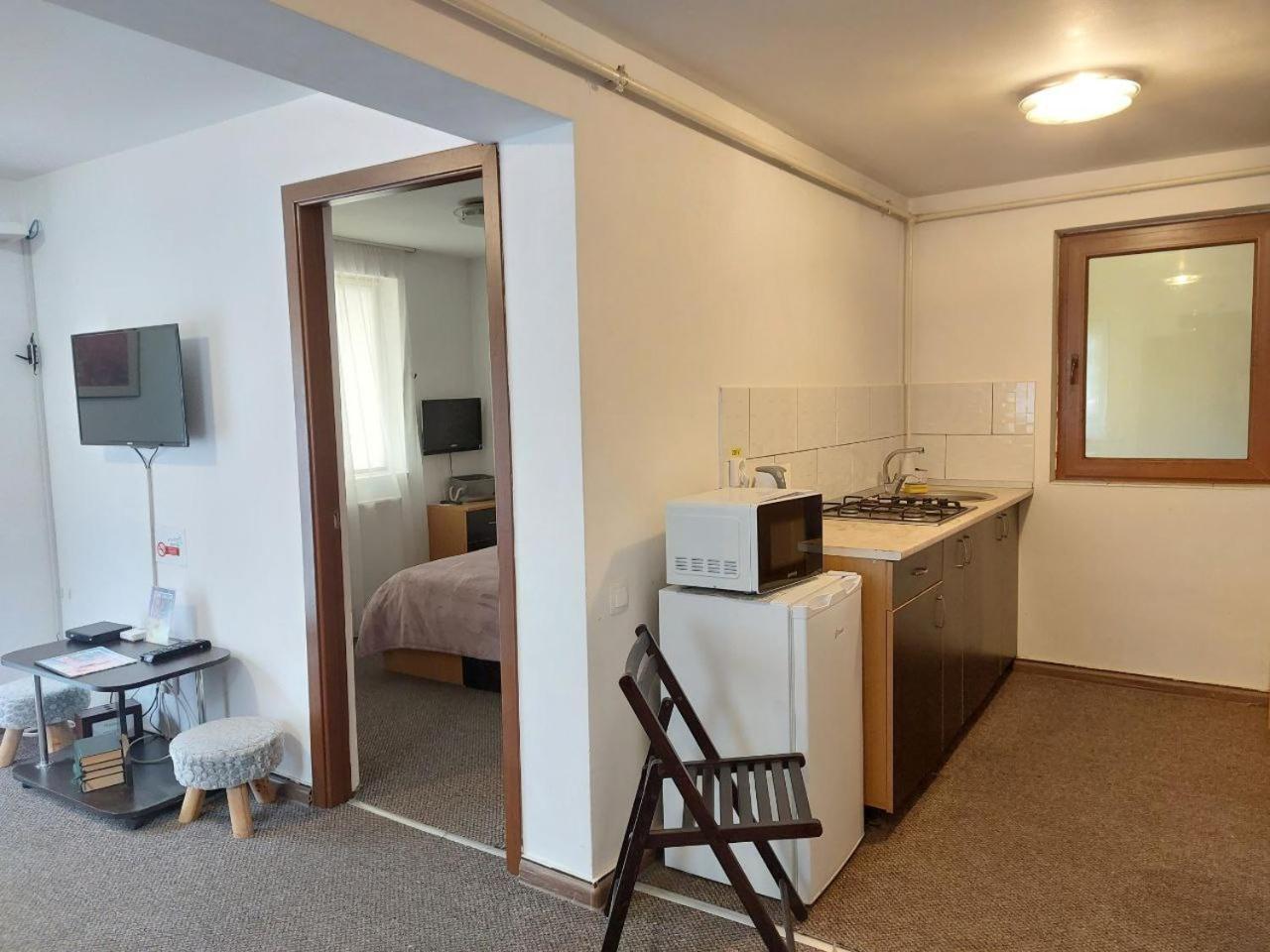 Vila Foc Alb Apartamente-Буштени Экстерьер фото